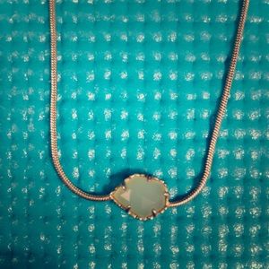 Kendra Scott necklace
